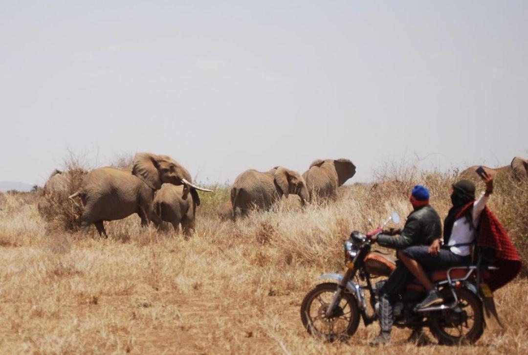 Amboseli Cultural Camping Exteriér fotografie